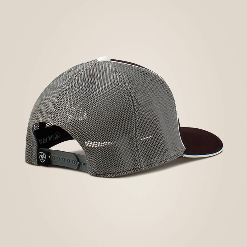 Large logo patch cap