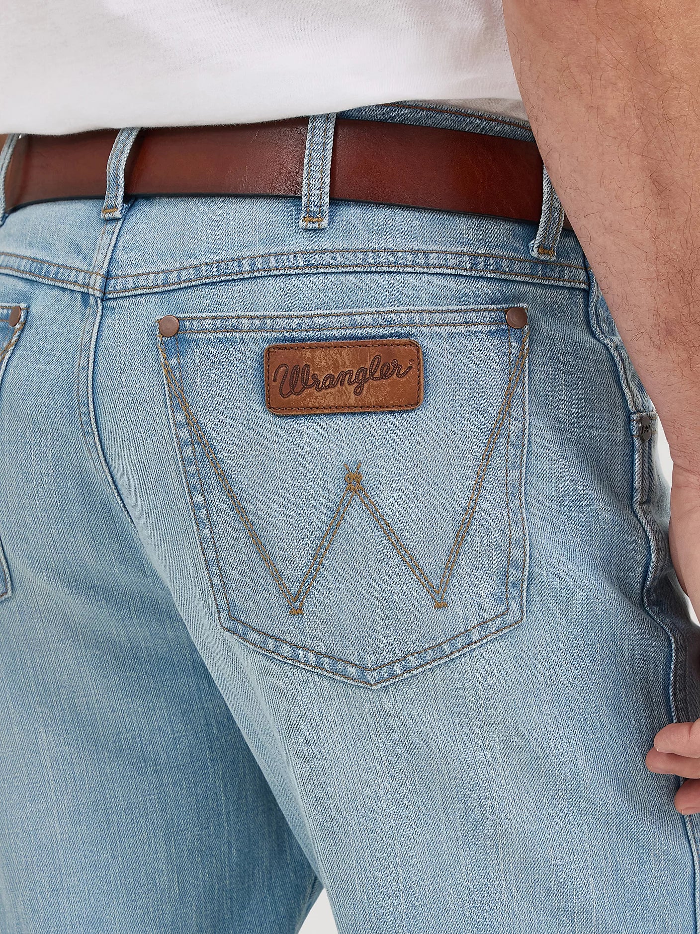 Men's Wrangler Retro® Relaxed Fit Bootcut Jean