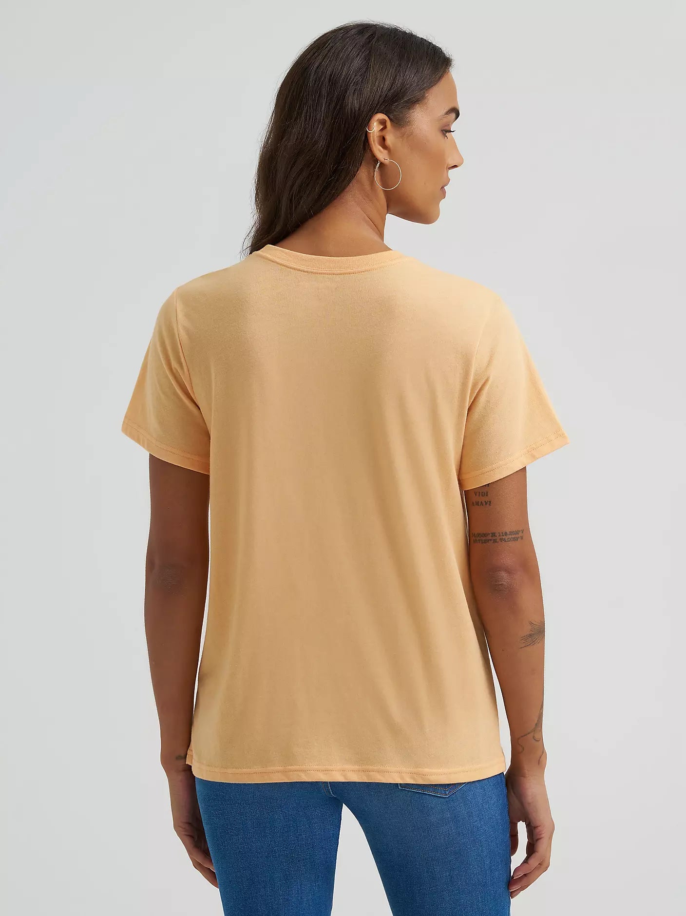 Women's Cactus Floral Reg Fit Tee- Apricot