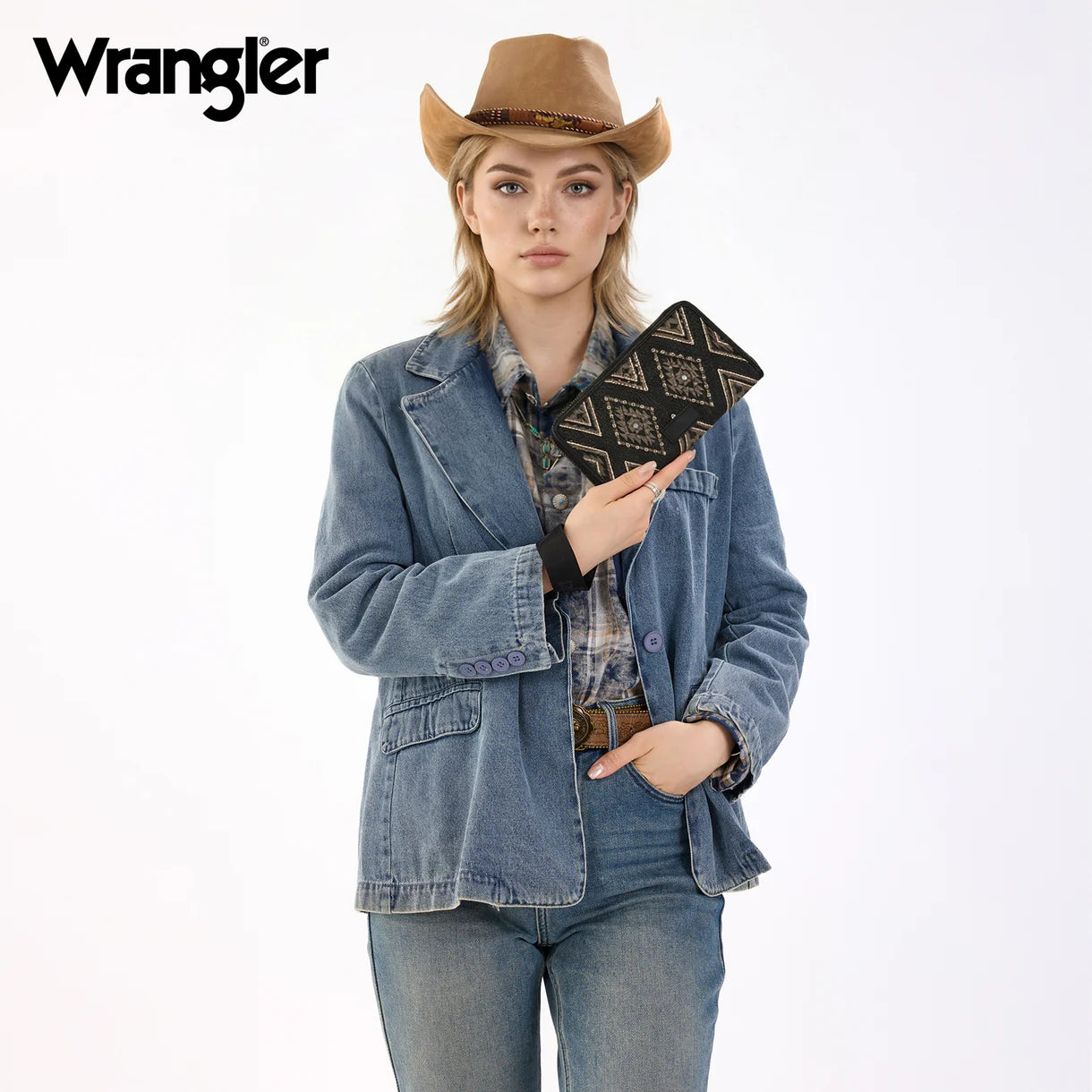 Wrangler Aztec Studded Wallet/Wristlet - Black