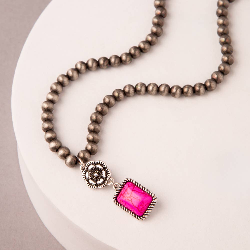 Western Floral Jeweled Pearl Beaded Necklace