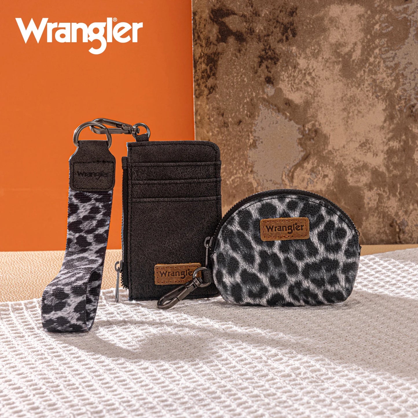 Wrangler Leopard Print Dual Pouch Wristlet -Black