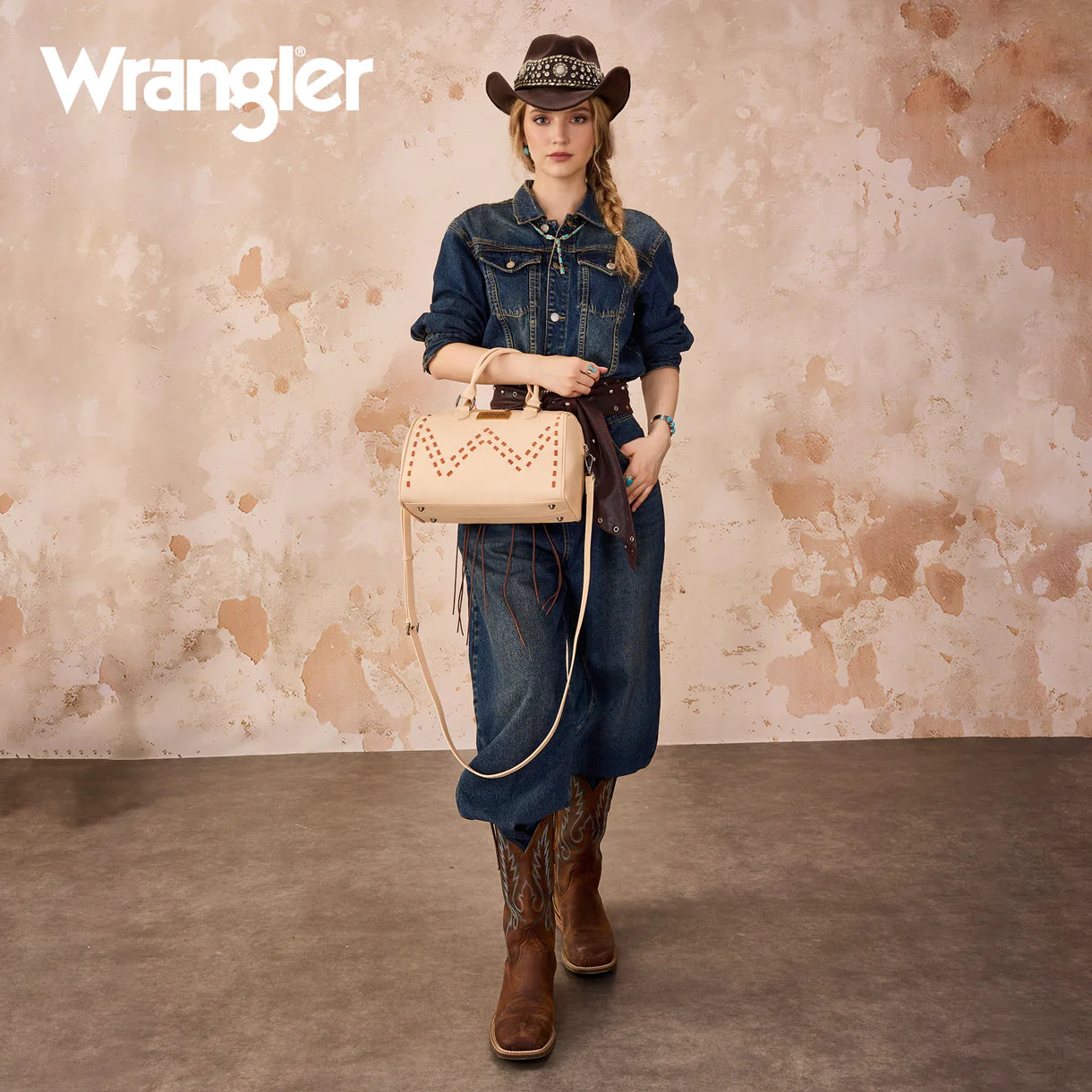 WG449-5112 Wrangler Stitch Detail Classic Barrel Satchel/Crossbody -Tan