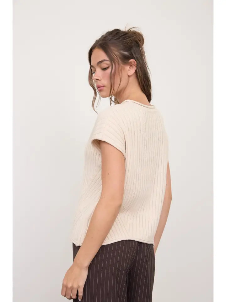 Rolled Trim Ribbed Short Sleeve Pullover