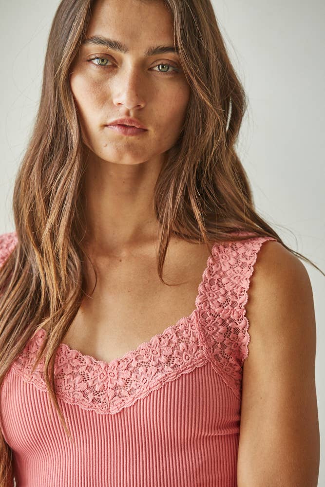 S1217N | Knit Seamless Ribbed Tank Top with Lace Trim