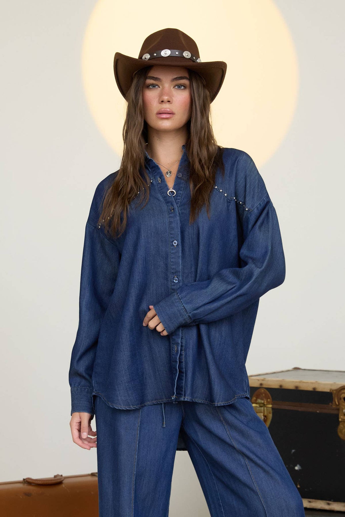 COLLARED BUTTON DOWN STUD DETAIL DENIM SHIRT