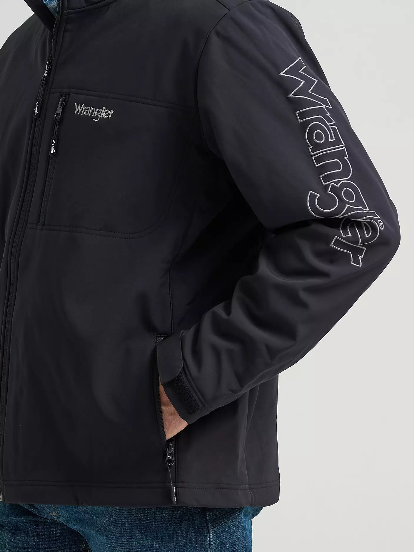 Men's Wrangler® Trail Jacket- Blackout