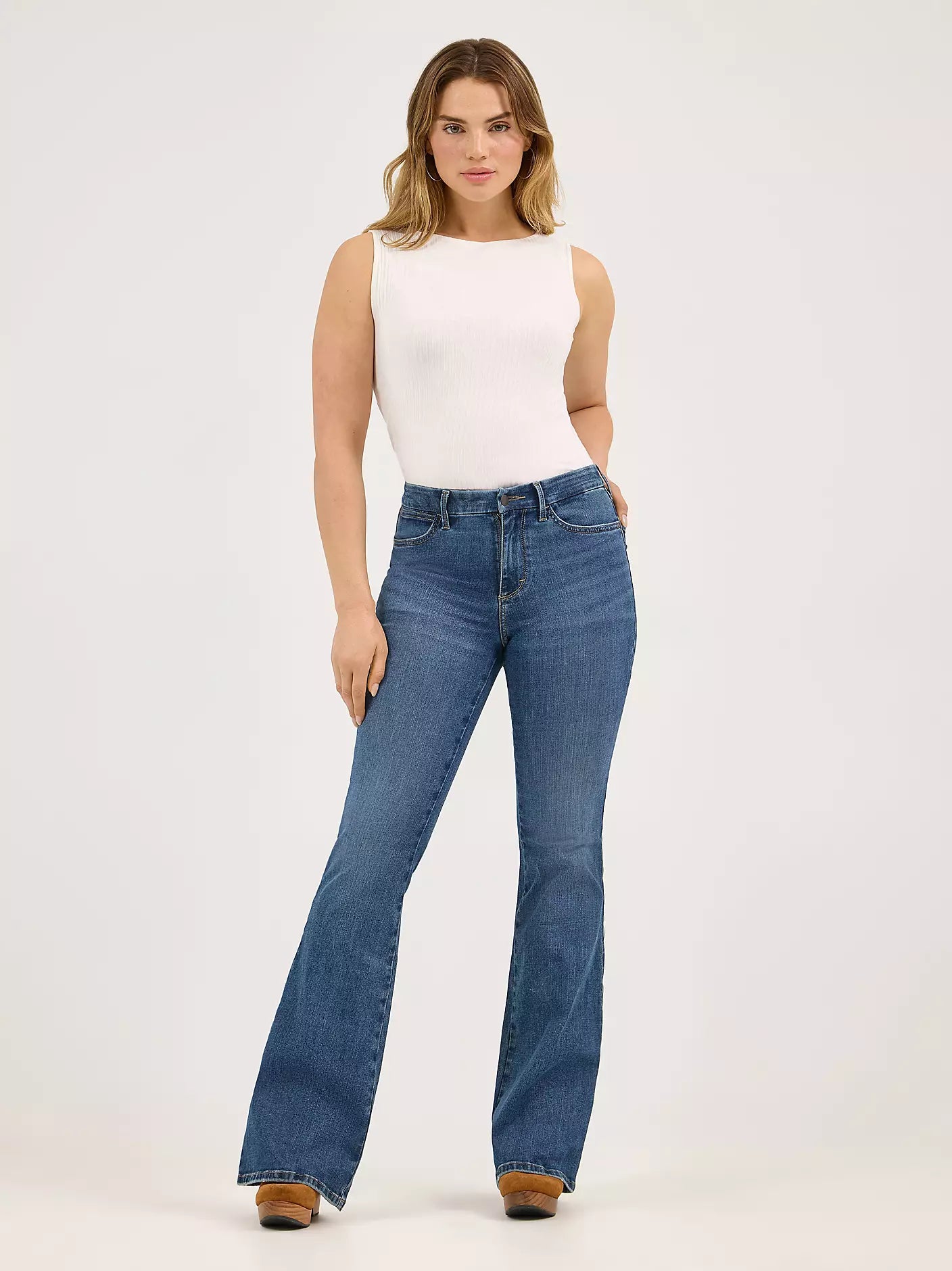 Women's Wrangler Bespoke High Rise Flare Jean