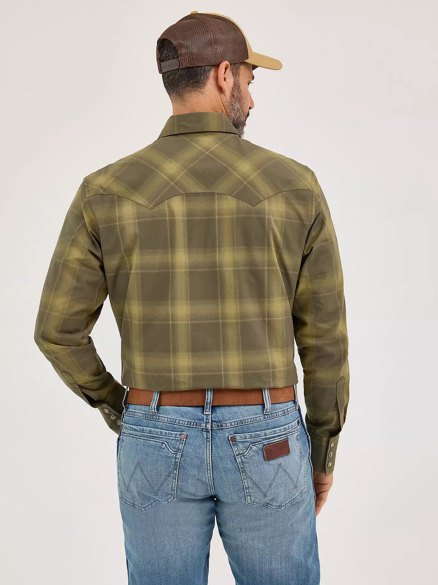 Men's Wrangler Retro® Long Sleeve Sawtooth Snap Pocket Western Shirt