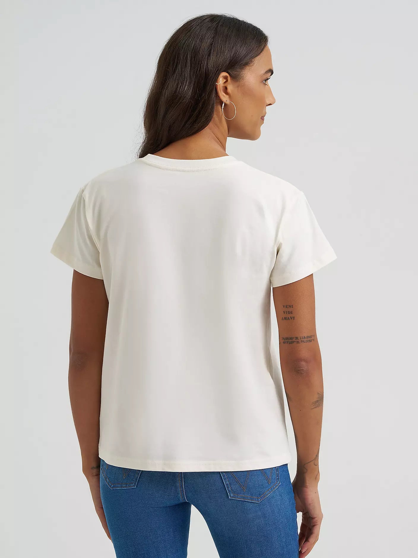 Women's Long Live Cowboys Antique Retro Regular Fit Tee- Egret