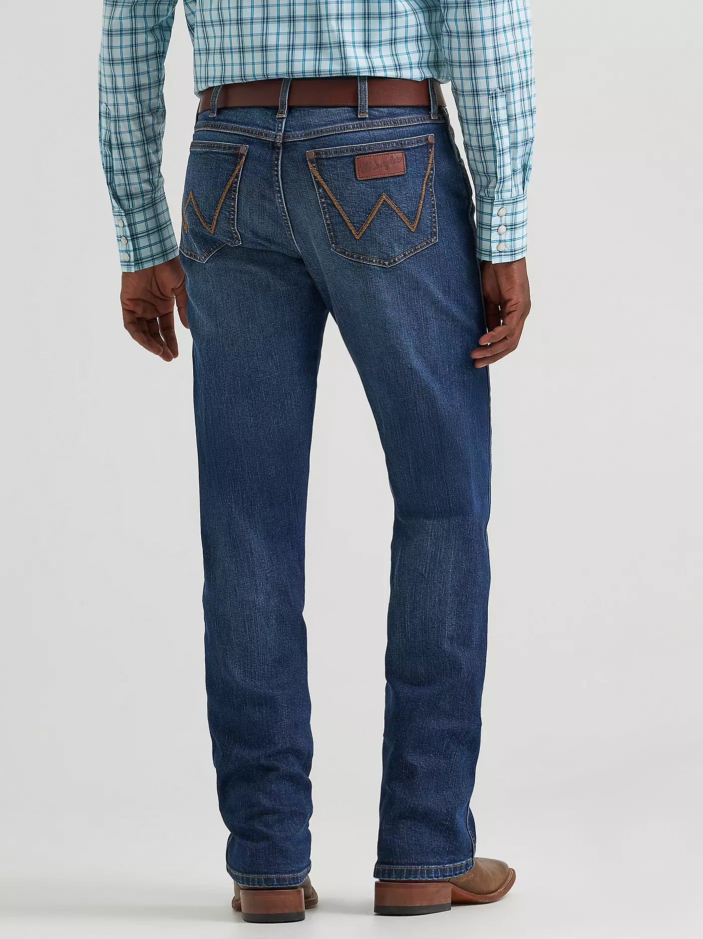 Men's Wrangler Retro® Slim Fit Straight Leg Jean