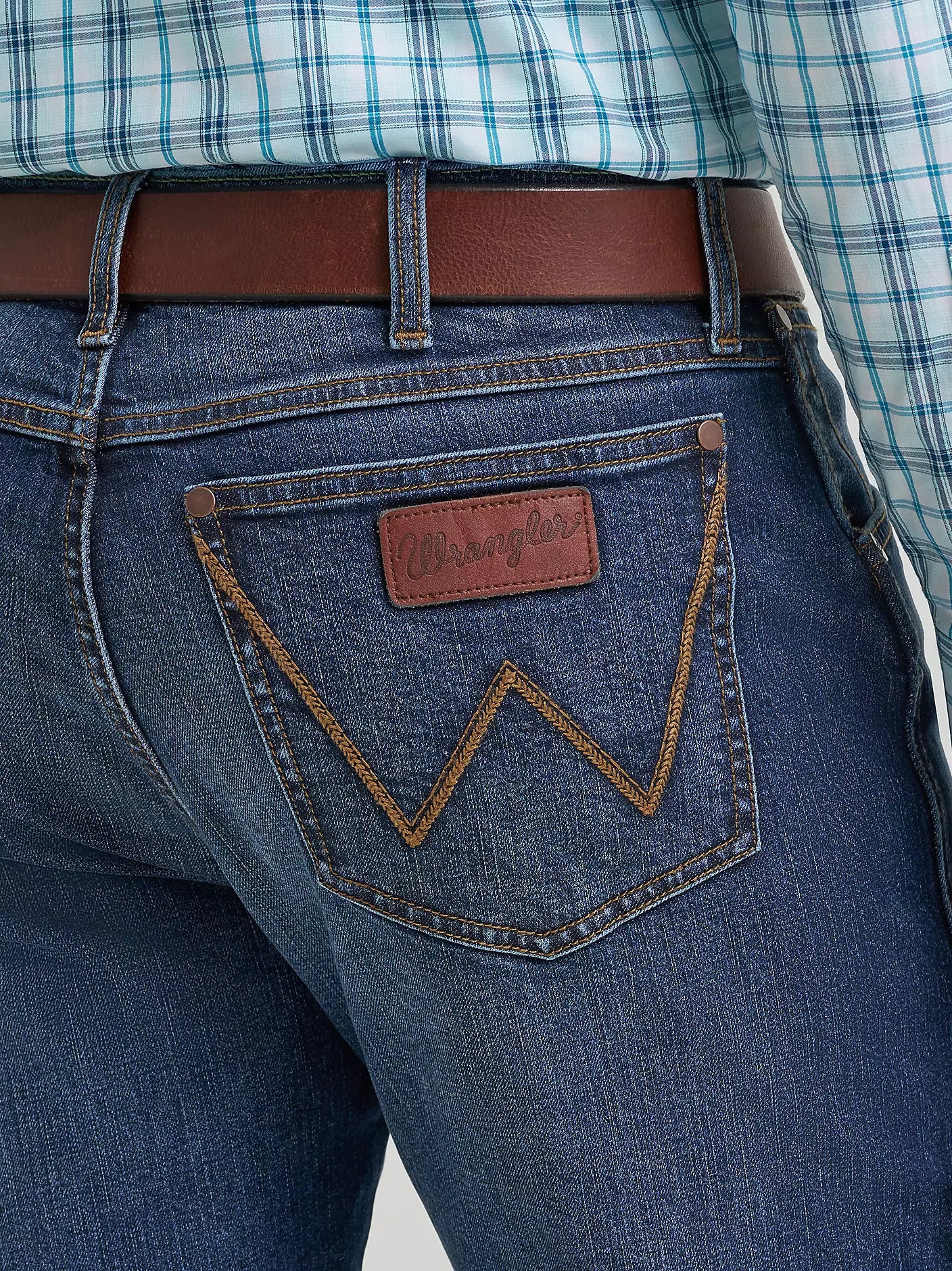 Men's Wrangler Retro® Slim Fit Straight Leg Jean