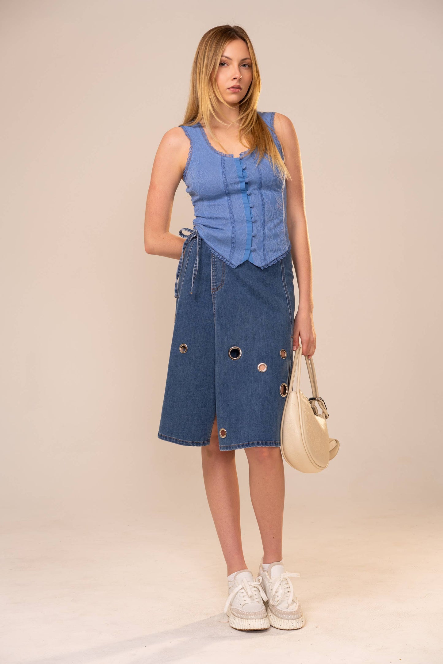 95847T Lace Button Front Corset Top