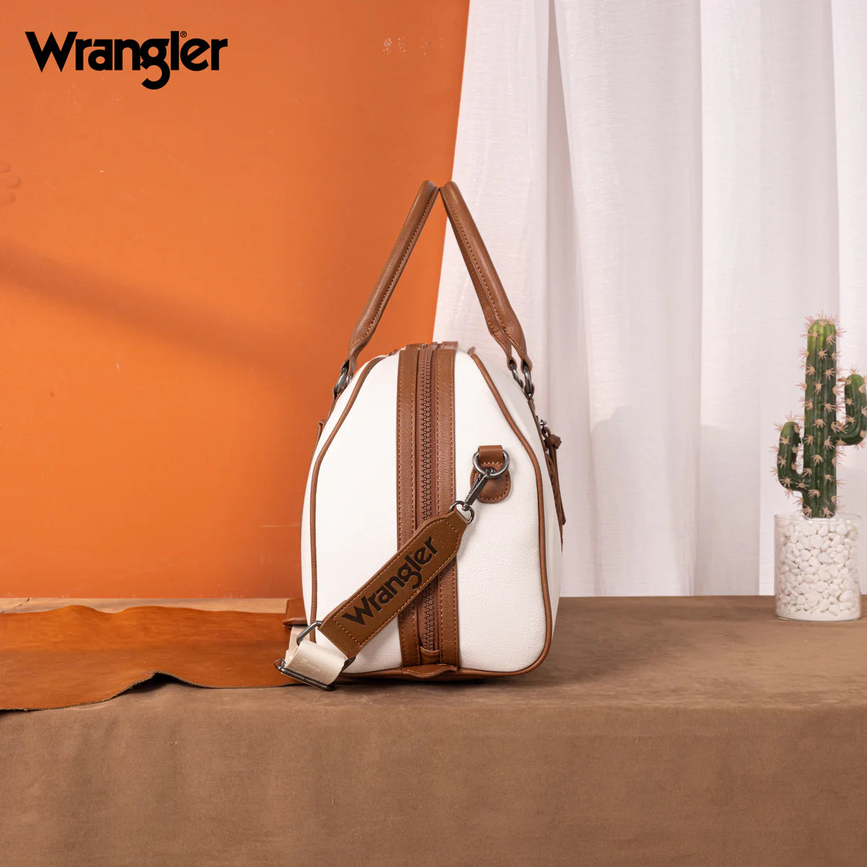 WG185-5110 Wrangler Whipstitch Collection Duffle Bag -Beige