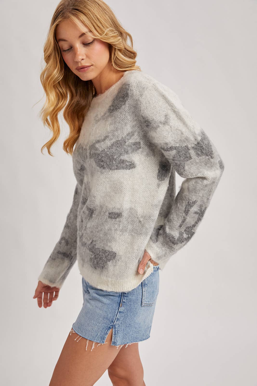 TIE-DYE FUZZY KNIT SWEATER PULLOVER