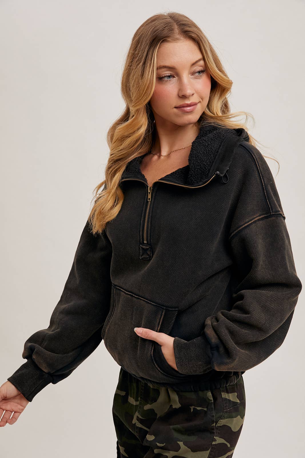 HALF ZIPPER FRONT HOODIE SWEATSHIRT WITH INNER FLEECE
