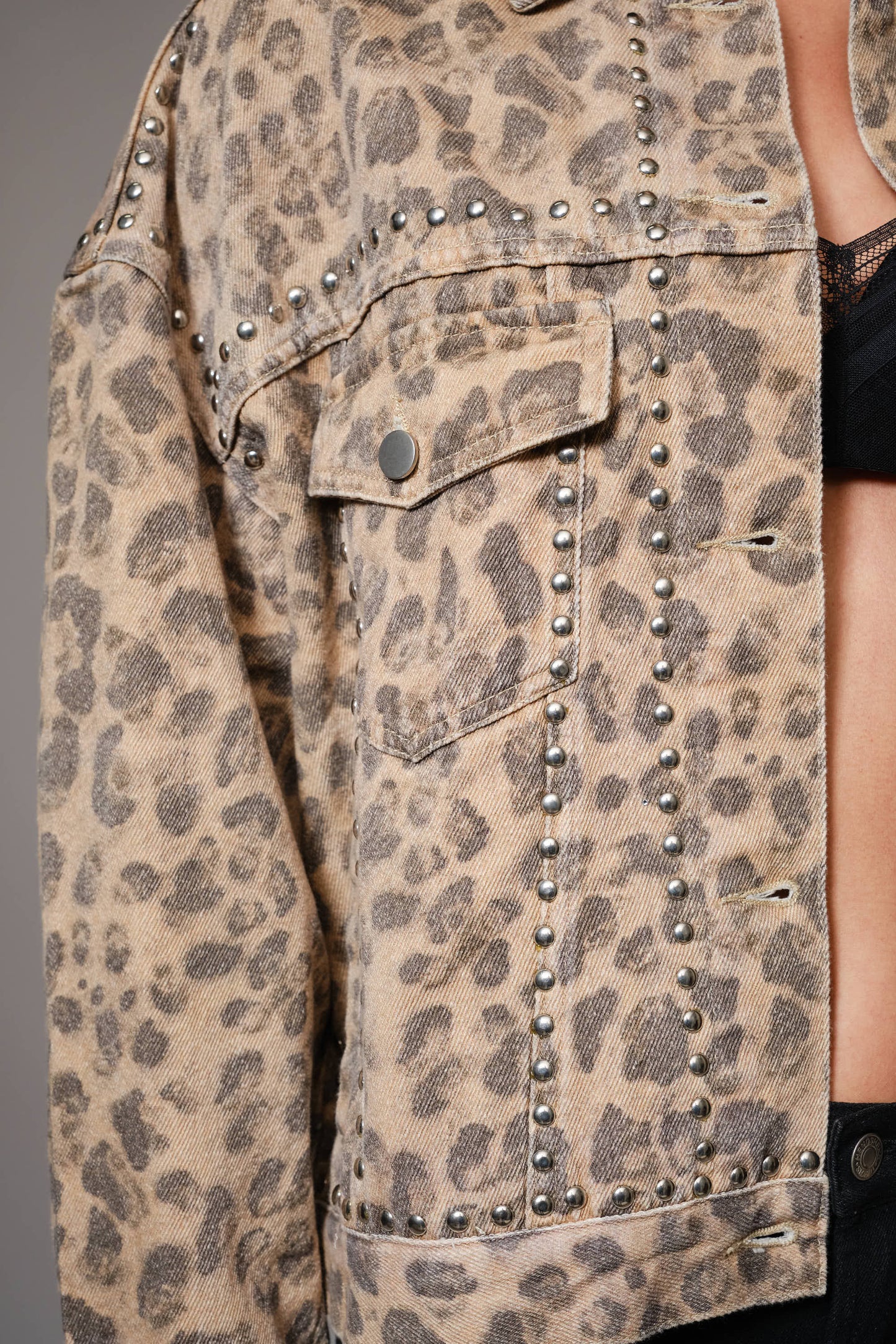 91559J - Studded Leopard Denim Jacket