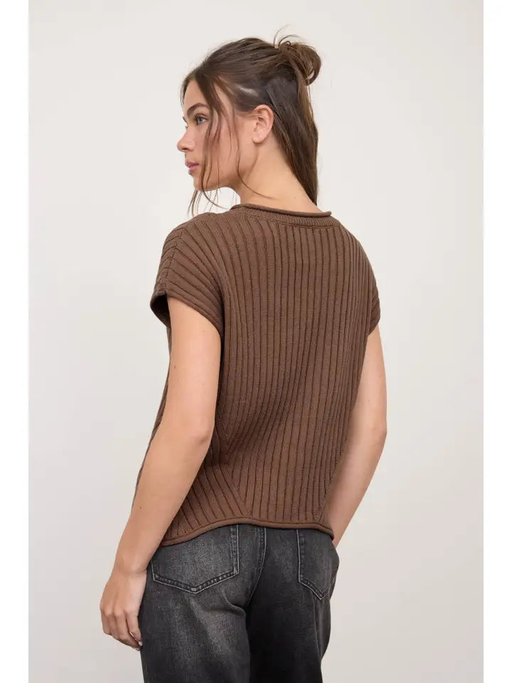 Rolled Trim Ribbed Short Sleeve Pullover