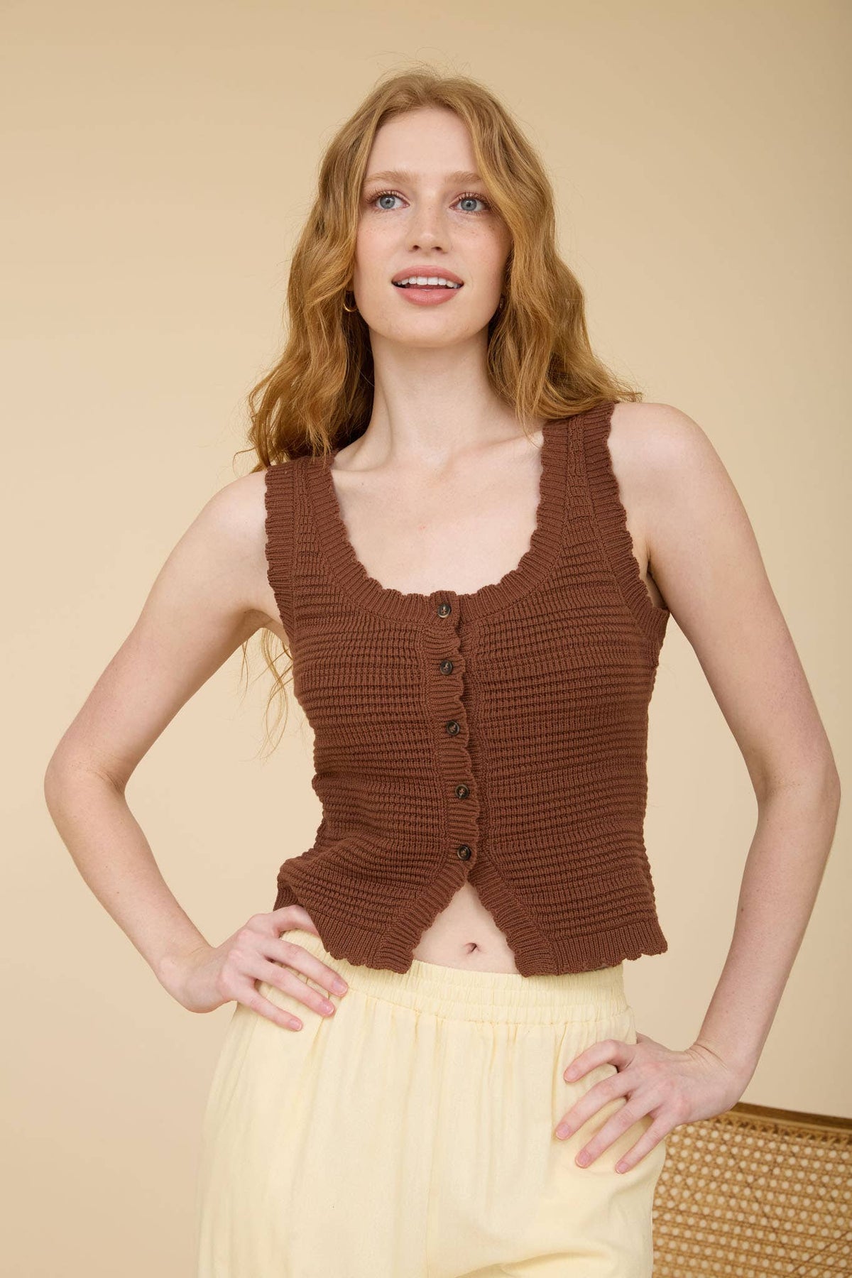 CROCHET KNIT BUTTON DOWN SCALLOPED KNIT VEST