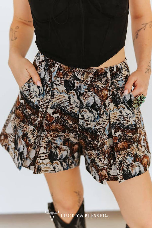 Ivory Horse Jacquard Knitted Crease Short