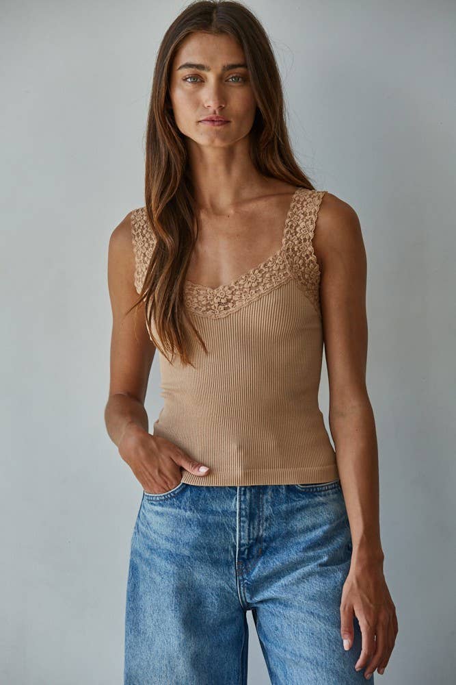 S1217N | Knit Seamless Ribbed Tank Top with Lace Trim