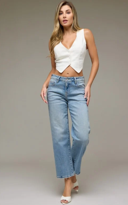(ELLA) CROPPED CLASSIC STRAIGHT