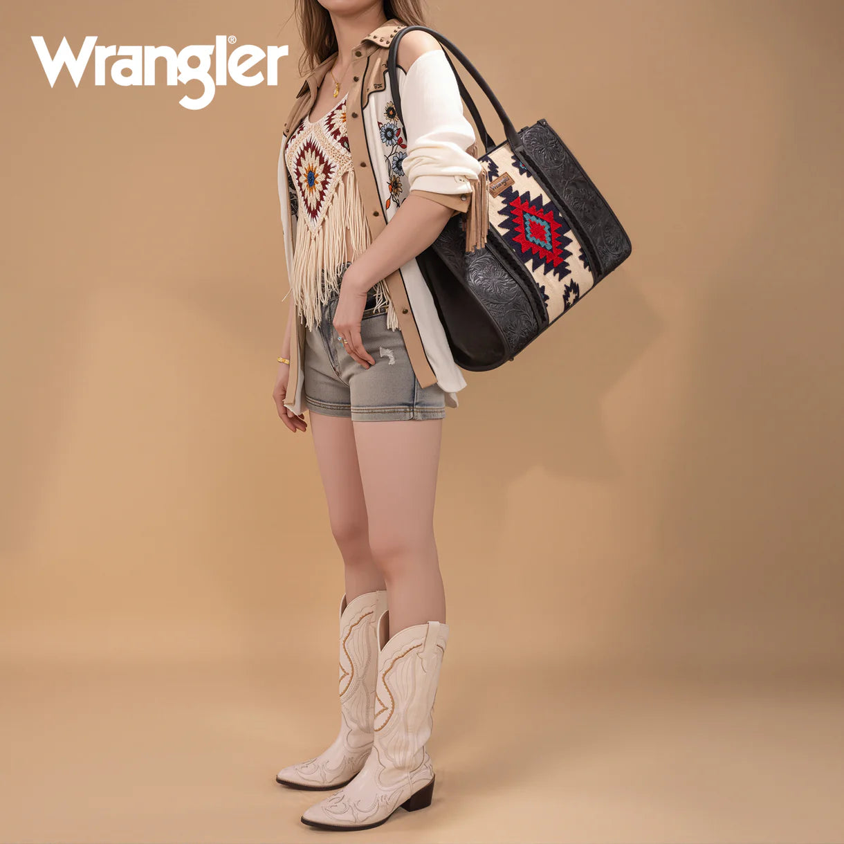 WG226G-8119 Wrangler Tooled Aztec Pattern Print Concealed Carry Large Tote - Black