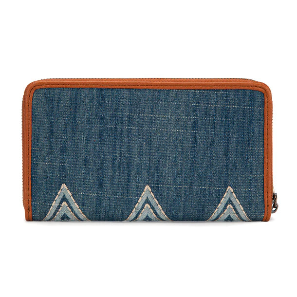 WG435-W006JN Wrangler Aztec Studded Wallet/Wristlet - Jean