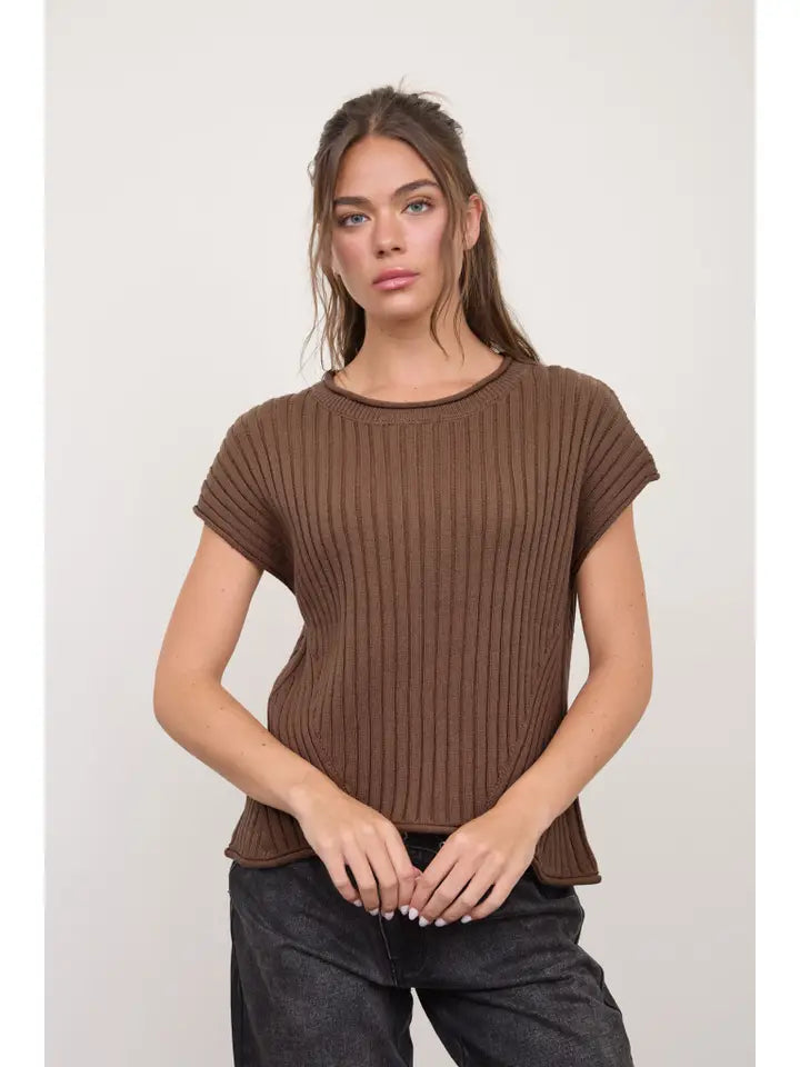 Rolled Trim Ribbed Short Sleeve Pullover