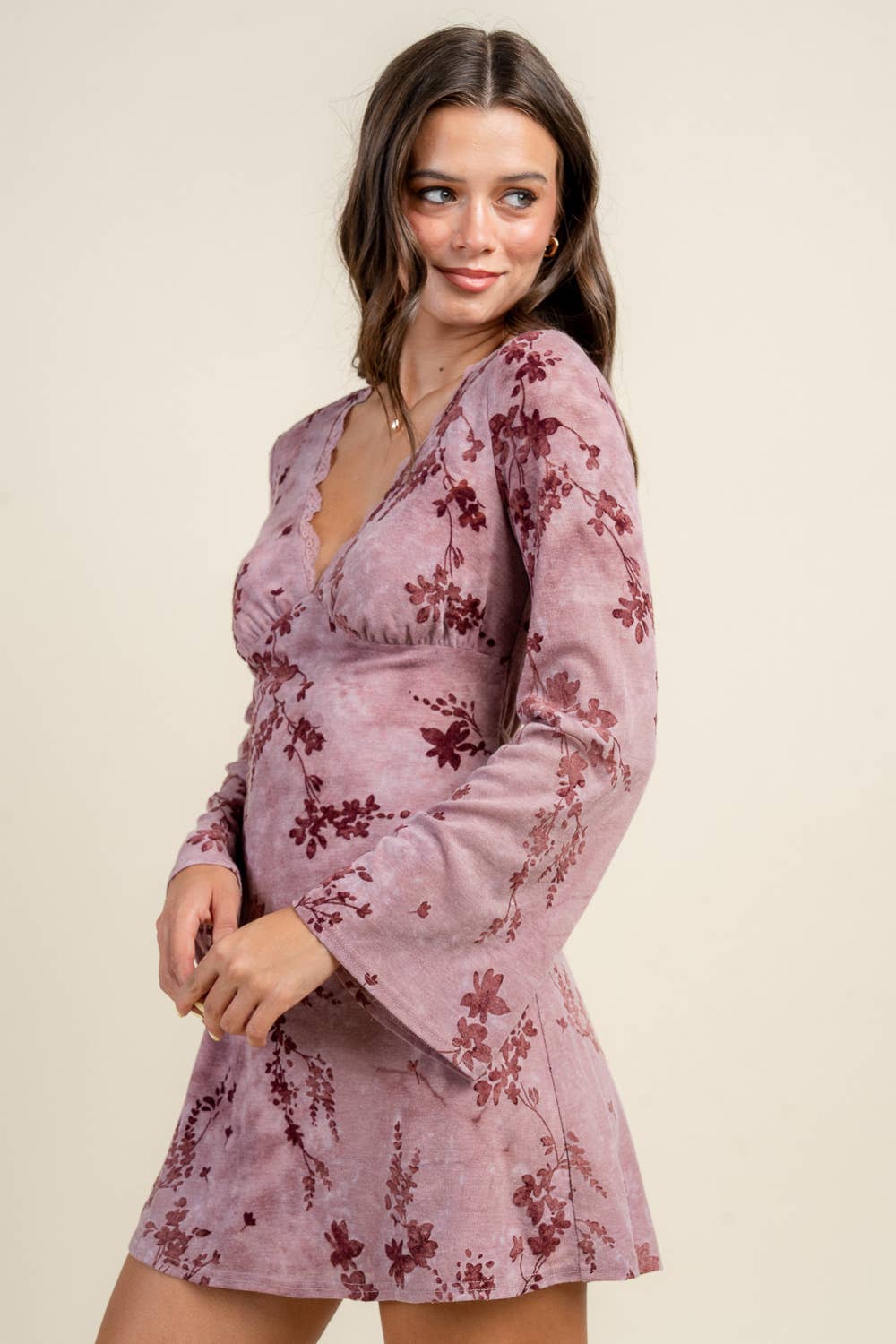 FLORAL FIT AND FLARE MINI DRESS W/ FLARE SLEEVES